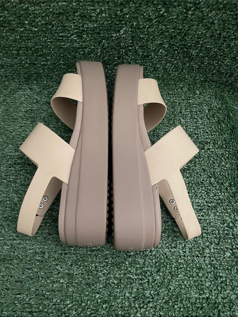 CROCS Women's Beige Platform Sandals - Picture 4 of 10